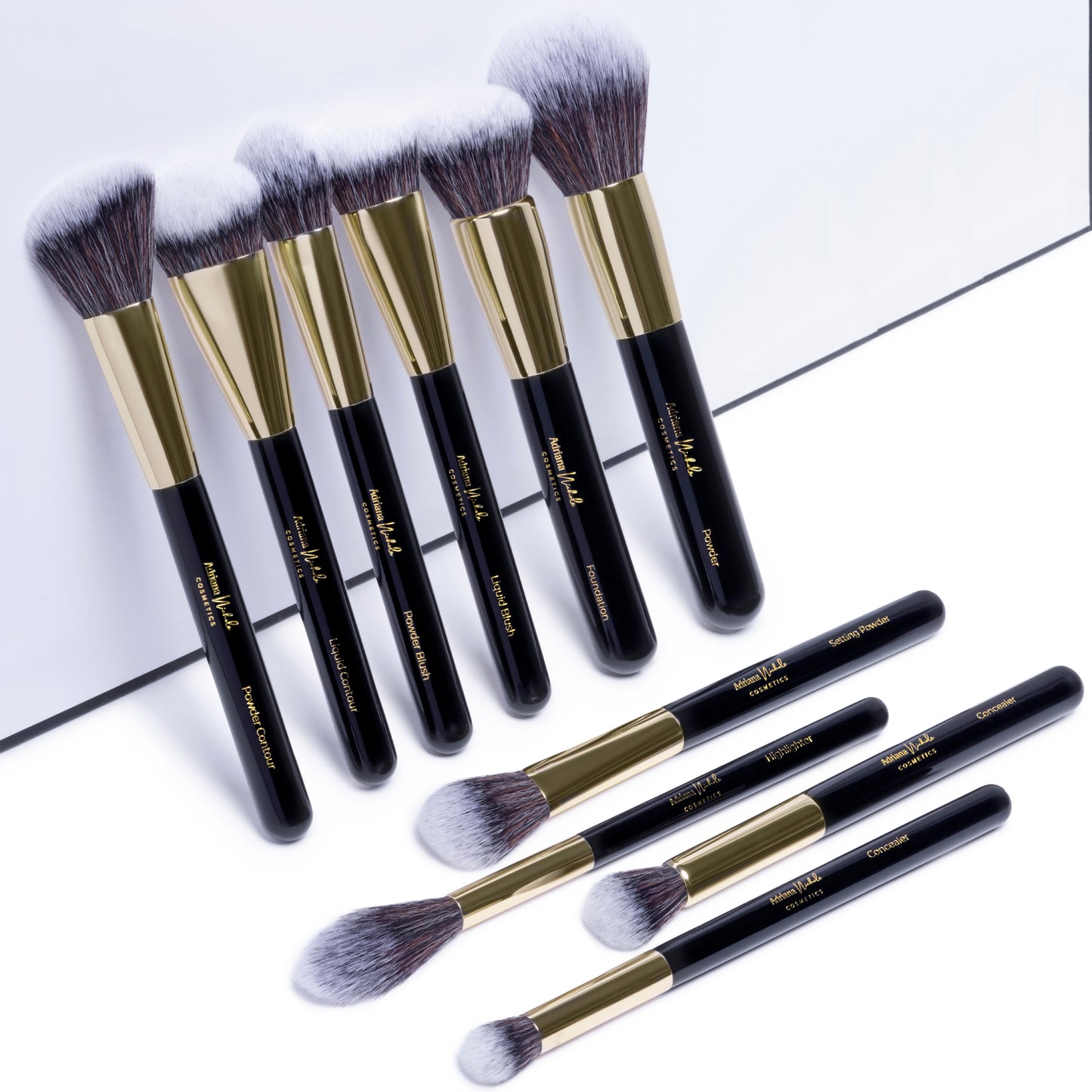 THE ESSENTIALS 18 BRUSH SET (PRE-ORDER)