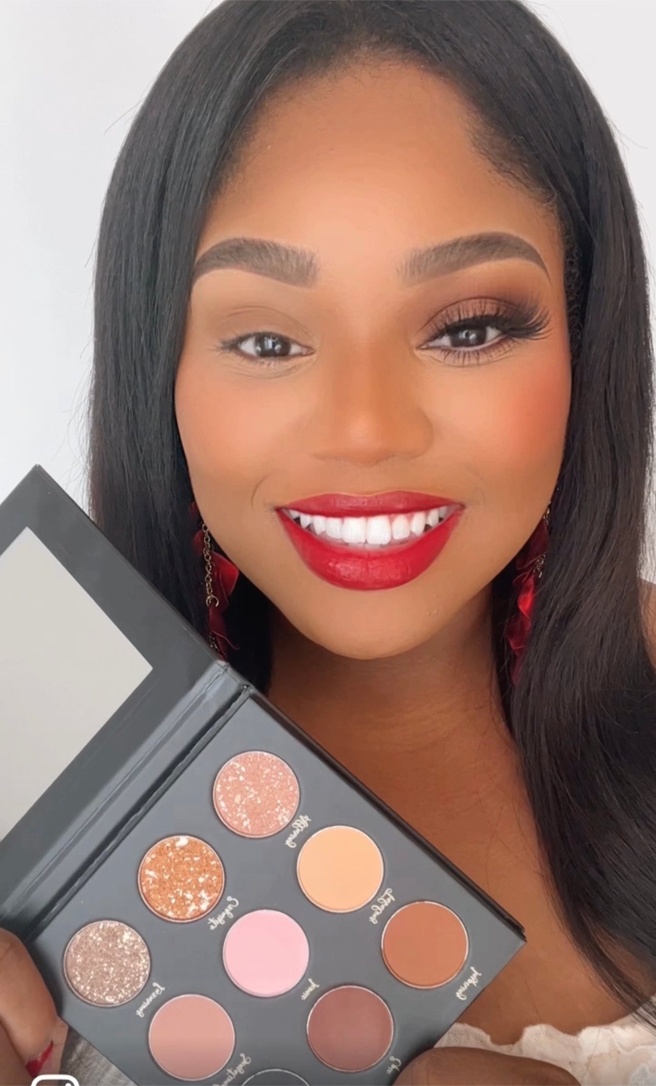 Adriana Nichole Cosmetics Adriana Nichole Cosmetics