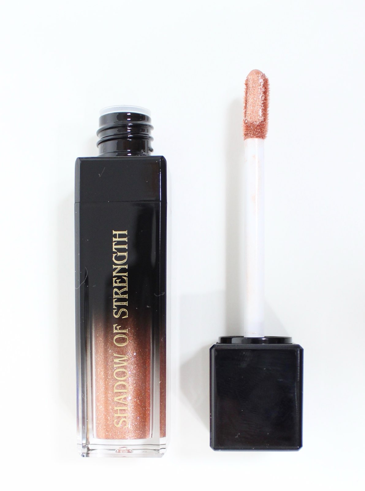 Truth In Color Liquid Eyeshadow (8ML)
